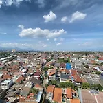 Comfy 2Br Apartment At Gateway Pasteur By Travelio